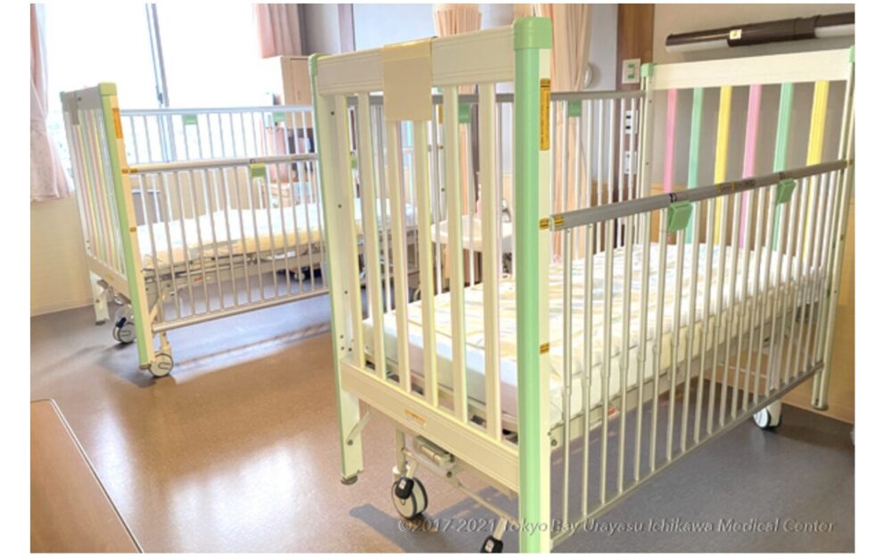 子どもが入院中に使っていた小児用のサークルベッド。